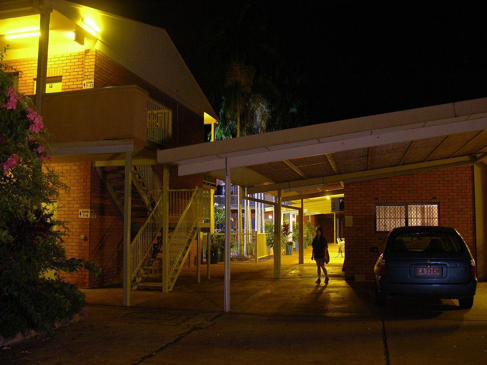 Litchfield Outback Resort Batchelor Bagian luar foto