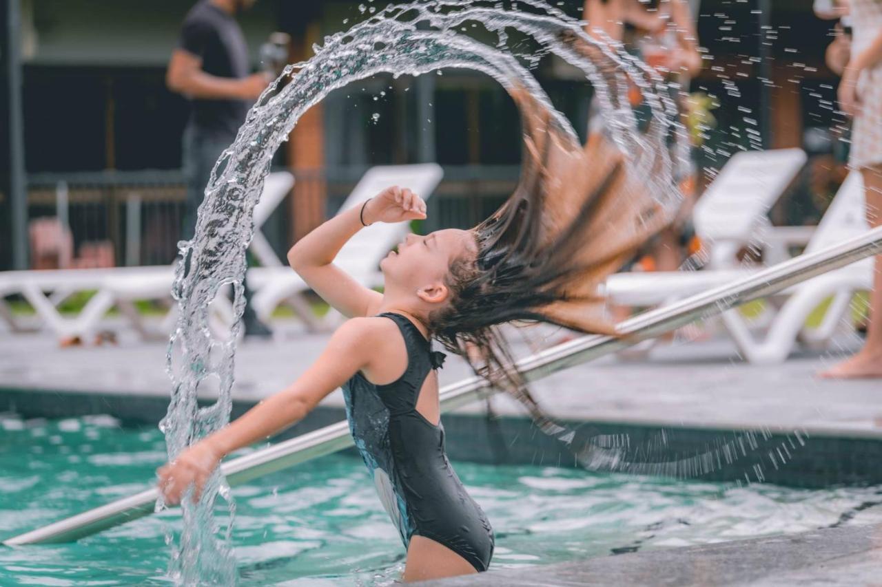 Litchfield Outback Resort Batchelor Bagian luar foto