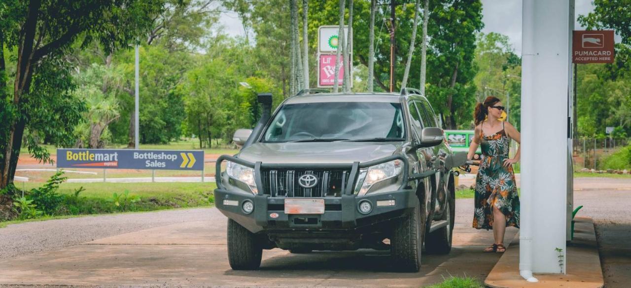 Litchfield Outback Resort Batchelor Bagian luar foto
