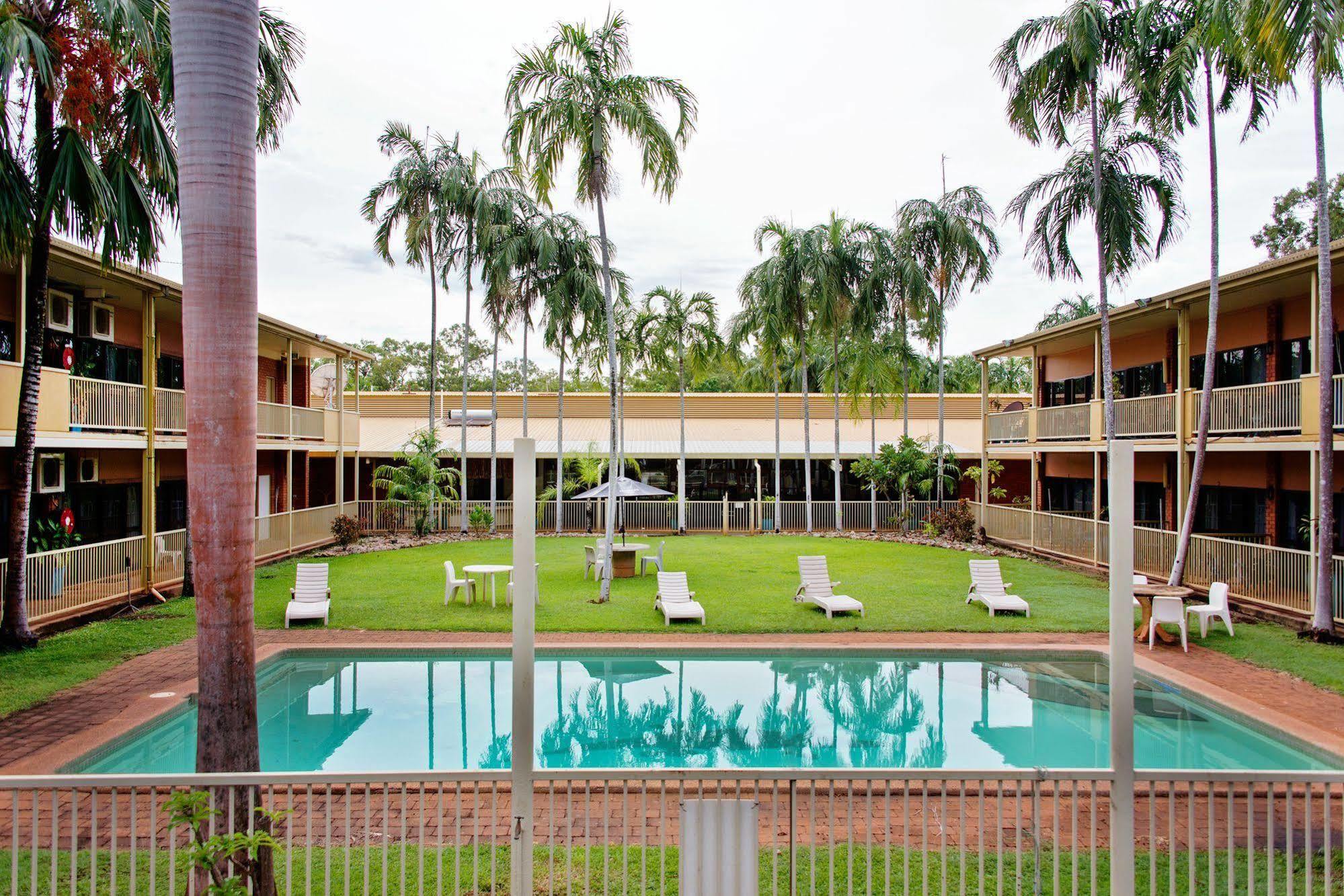 Litchfield Outback Resort Batchelor Bagian luar foto